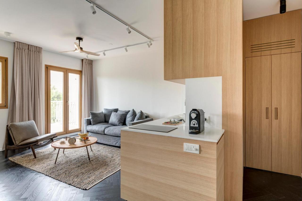 Andromeda Hill Amazing Suite Tel Aviv Ngoại thất bức ảnh